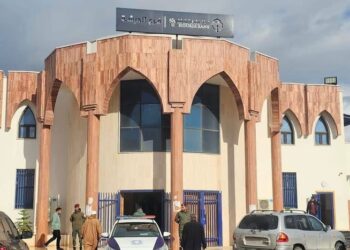 حبس المدير السابق لمصرف الجمهورية فرع الحرشة بتهمة الاستيلاء على 7 ملايين دينار