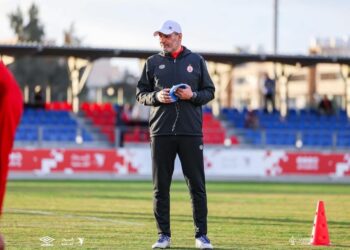 نادي الاتحاد يقبل طلب إعفاء المدير الفني للنادي من مهامه