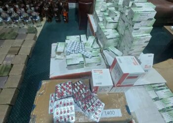 مديرية أمن الجفرة تضبط كميات ضخمة من المخدرات والخمور المستوردة