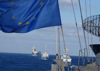 “إيريني” تعلن التحقيق مع أكثر من 400 سفينة يشتبه في حملها أسلحة إلى ليبيا