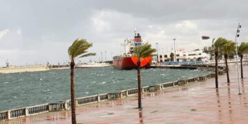 أجواء شتوية باردة على مناطق الشمال الغربي مع أمطار متفرقة وخلايا رعدية على المناطق الساحلية