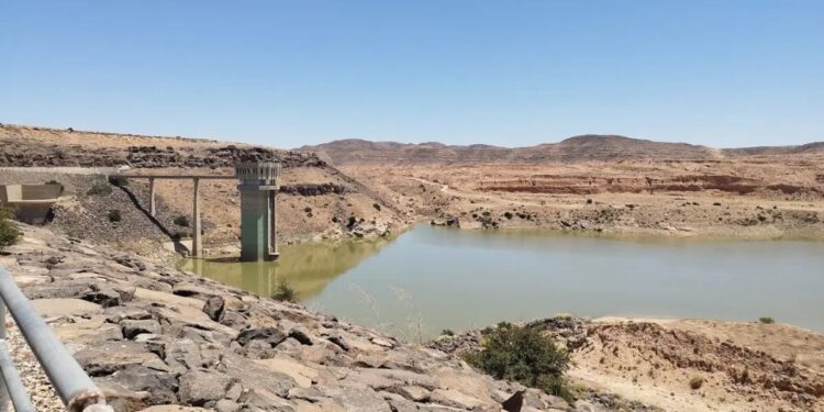 إدارة السدود ترفع حالة التأهب القصوى لمواجهة الأمطار الغزيرة في الغرب