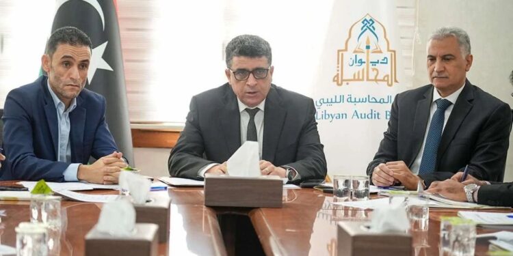 وكيل ديوان المحاسبة يطالب شكشك بسحب قرار إيفاد موظفي الحراسات إلى تركيا