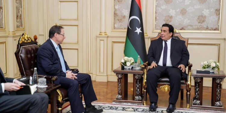 المنفي يبحث مع السفير الروسي آخر المستجدات الاقتصادية والأمنية في ليبيا
