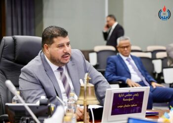 سليمان يؤكد نقل شركتي زلاف وأكاكوس للنفط إلى الجنوب