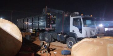 مديرية أمن الكفرة تضبط شاحنتين محملتين بكميات كبيرة من الوقود المهرب