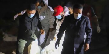 الهلال الأحمر الزاوية ينتشل 3 جثث مجهولة الهوية