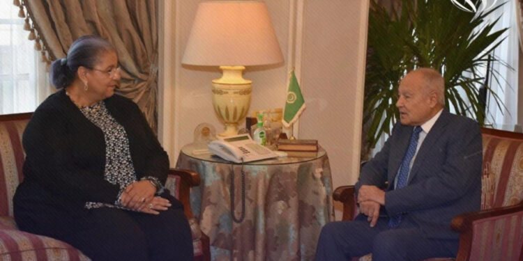 تيتيه تطالب امين جامعة الدول العربية بدعم الجامعة لدفع العملية السياسية في ليبيا قدمًا