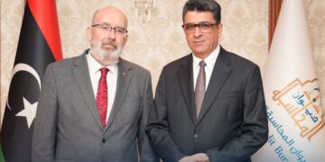 شكشك يبحث مع السفير البريطاني دور ديوان المحاسبة في محاربة الفساد