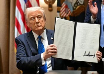 إدارة ترامب تجري مفاوضات مع دول بينها ليبيا لاستقبال المهاجرين المرحّلين من الولايات المتحدة