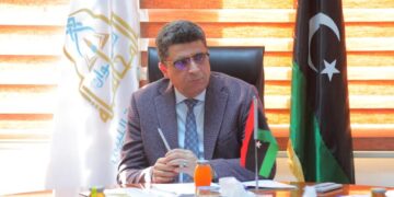 شكشك يوقف مديرين بشركة البريقة لتسويق النفط احتياطيًا بسبب عرقلة فحص الحسابات