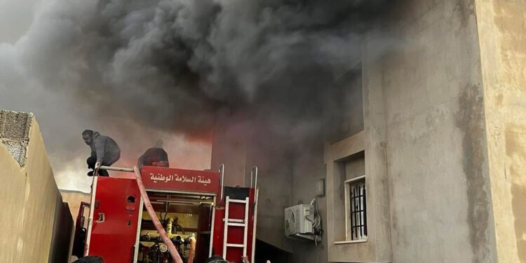 لجنة الأزمة بالأصابعة تؤكد أن الأوضاع تحت السيطرة وجميع الفرق تعمل بصورة طبيعية