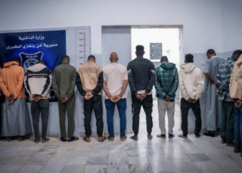 الإطاحة بتشكيل عصابي مسلح يمتهن السطو والسرقة في بنغازي وضواحيها