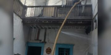 السيطرة على حريق في منزل بالمدينة القديمة