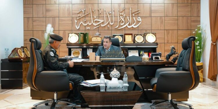 أبوزريبة يراجع استعدادات تخريج الدفعة الرابعة من المعهد العالي للضباط ويؤكد على أهمية تأهيلهم بكفاءة