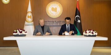 صندوق إعادة الإعمار يوقع عقد متكامل لإنشاء وتشغيل مستشفى الهواري في بنغازي