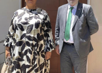 لونغدن وتيته يناقشان عمل اللجنة الاستشارية والخطوات القادمة